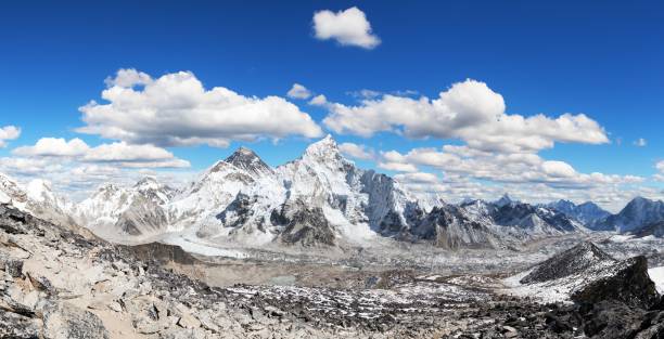 istock Mount Everest with beautiful sky and Khumbu Glacier 823615410