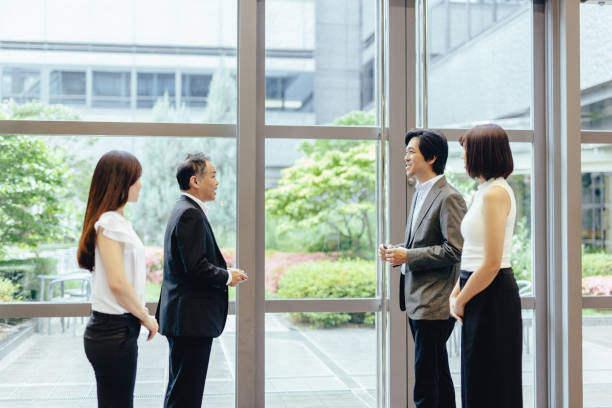istock Asian Businesspeople 823628692