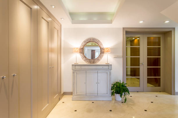 istock Luxurious anteroom for an upper-class family 823713262