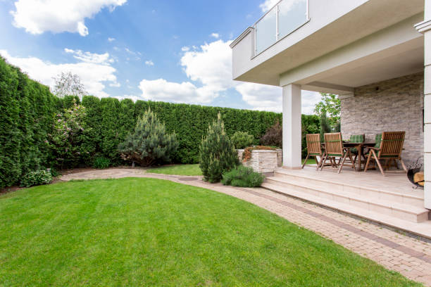 istock Modern house with beauty garden 823718704