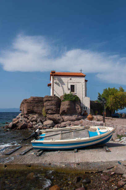 istock Chapel in Skala Skamineas 823774980