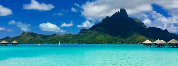 istock The beautiful turquoise colored lagoon of Bora Bora 823795770