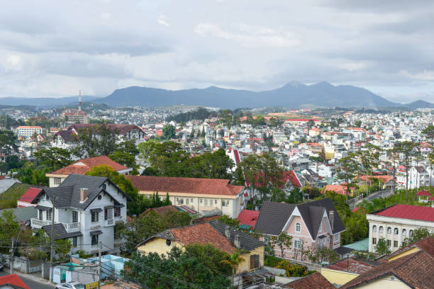 istock Cityscape of Da Lat city 823838672