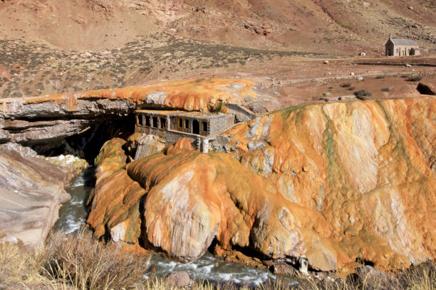 istock Inca Bridge, Inca bridge natural monument, Mendoza, Argentina 823845932