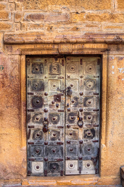 istock Jaisalmer antique door 823850546