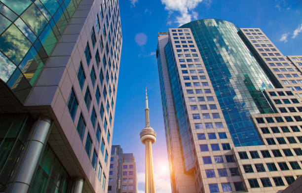 istock Skyline of the financial district 823898878