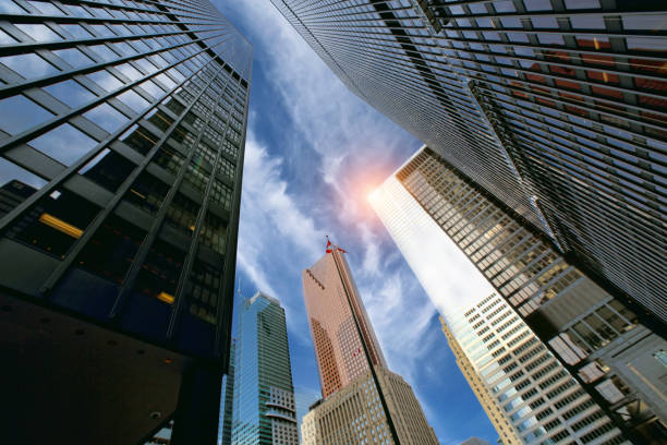 istock Skyline of the financial district 823909074