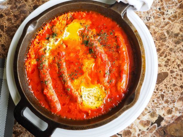 istock Sausage in tomato sauce 823909102