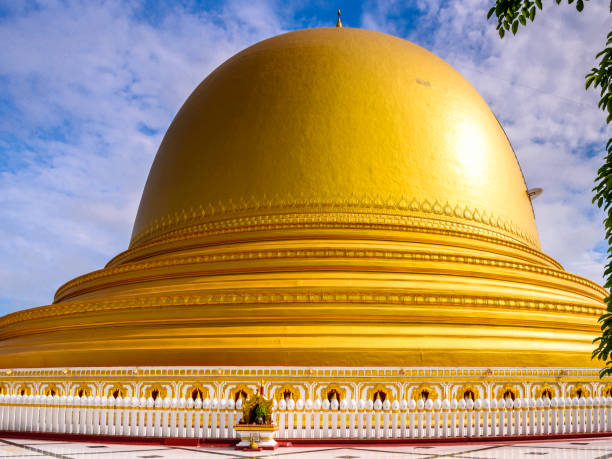 istock Haung Mu Do Pagoda,  Sagaing, Myanmar 823949172
