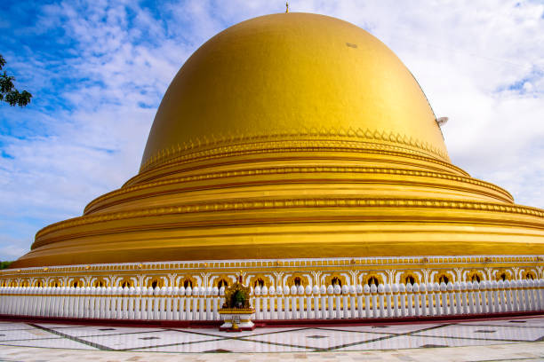 istock Haung Mu Do Pagoda,  Sagaing, Myanmar 823949232