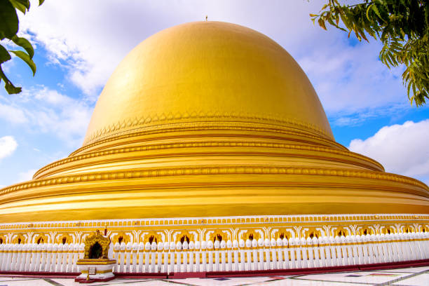 istock Haung Mu Do Pagoda,  Sagaing, Myanmar 823949298
