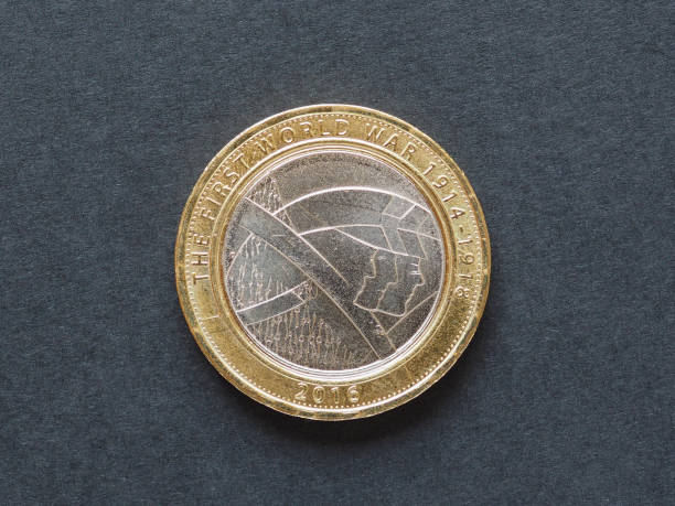 istock 2 pounds coin, United Kingdom 823963630