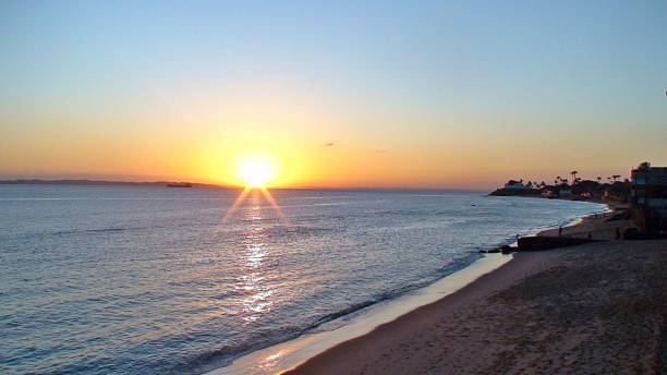 istock Sunset by the sea 823988844