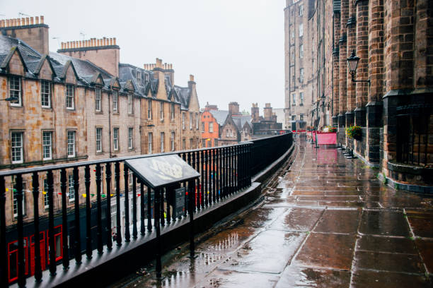 istock Victoria Street - West Bow 824010032