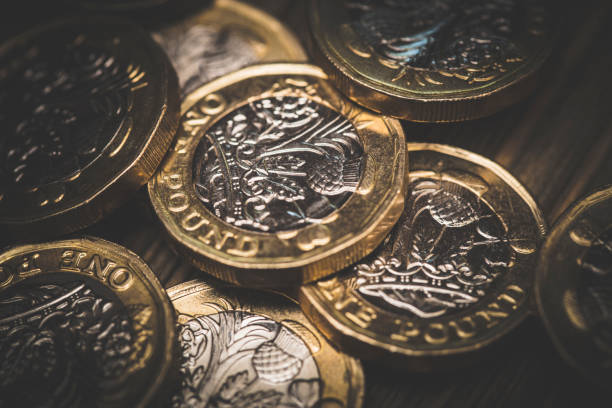 istock New 2017 UK One Pound Coin 824045912