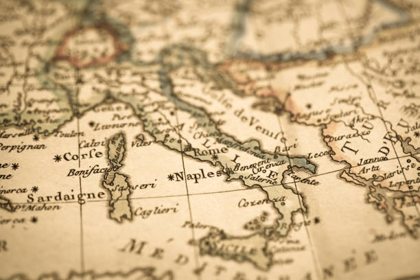 mappa del mondo antica mediterranea - italy map foto e immagini stock