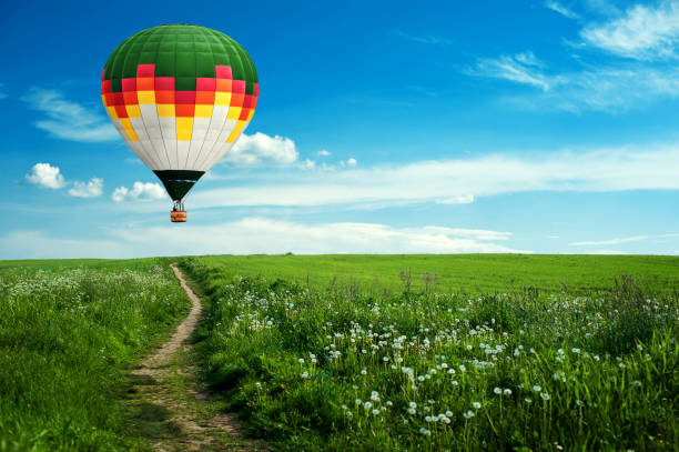 istock Hot air balloon in flight 824160690