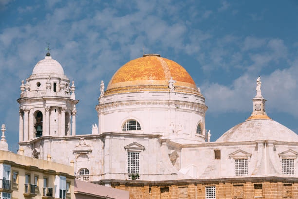 istock Cathedral in Cadiz, Spain. Sunny day 824187282