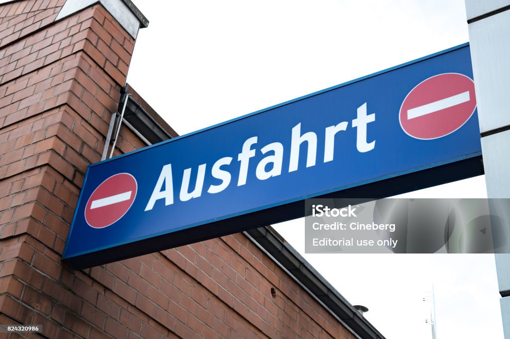 Exit Sign In Germany German Exit Sign To Carpark Stock Photo - Download Image Now - Arrow ...