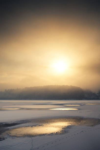 istock Golden Winter Sunrise By The Lake 824328568