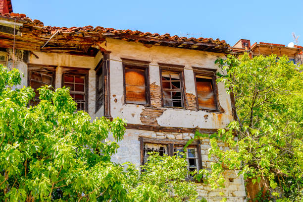 istock Architecture of Kastoria, West Macedonia, Greece 824337402