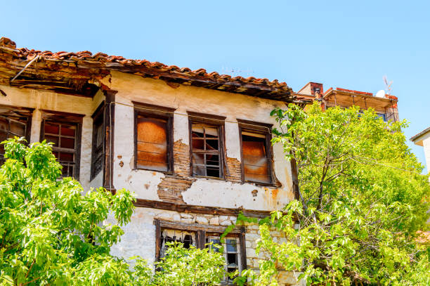 istock Architecture of Kastoria, West Macedonia, Greece 824337468