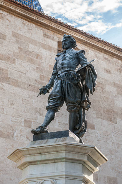 istock Monument to the Poet Llorente, Valencia, Spain 824570506