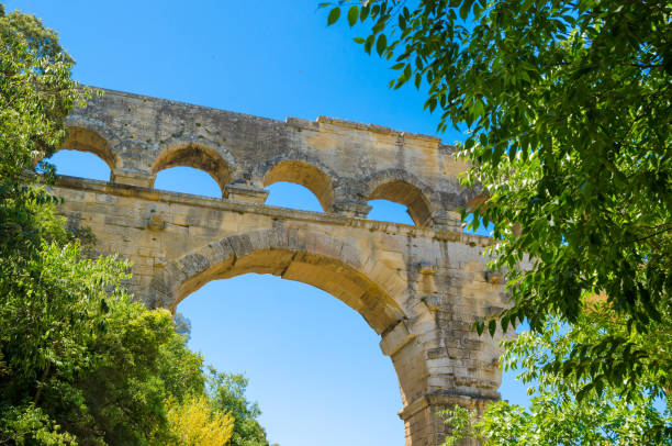 le pont du gard - aqueduct roman ancient rome pont du gard photos et images de collection