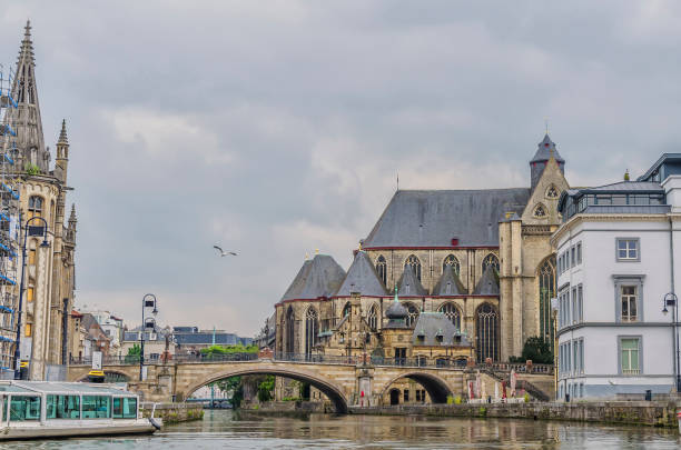 istock Gentle waters cross the st. Mitchell in Ghent 824629214