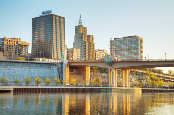 istock Overview of downtown St. Paul, MN 824643834