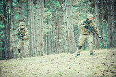 soldaten-im-wald.jpg?b=1&s=170x170&k=20&c=QNJxYeueKRs5Bas4nAIEWZnB3dprvzUoqObZz78Htyk=