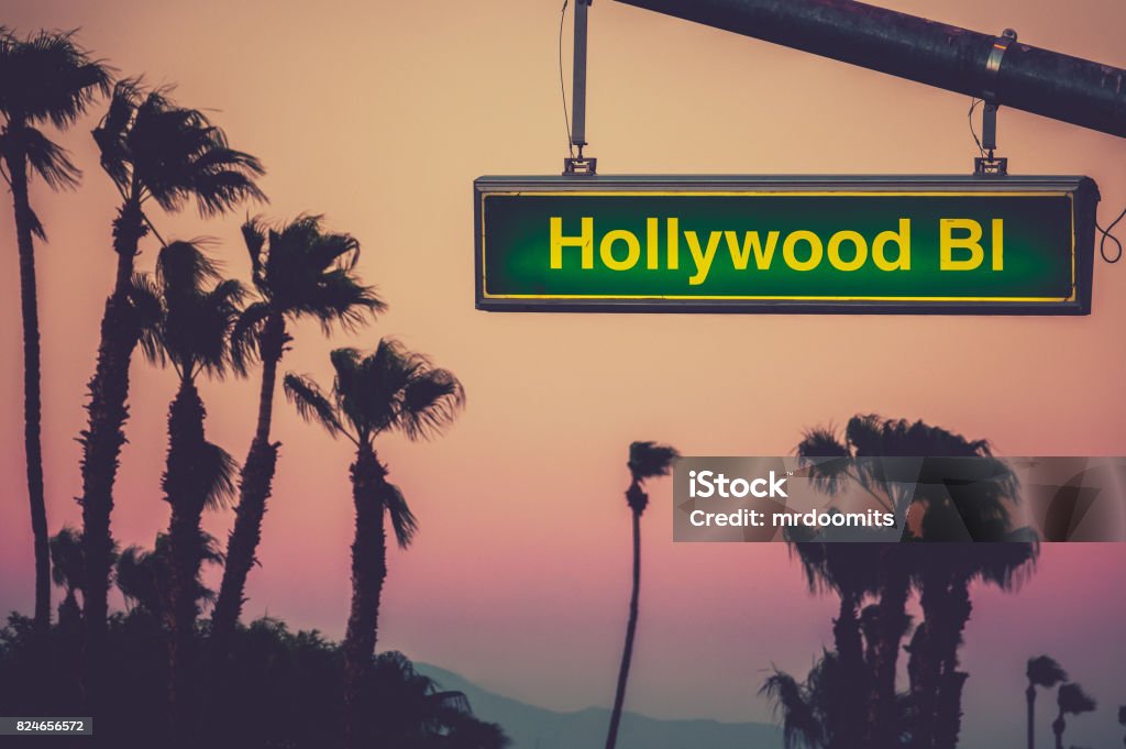 Hollywood Blvd サイン - カリフォルニア州ハリウッドのロイヤリティフリーストックフォト