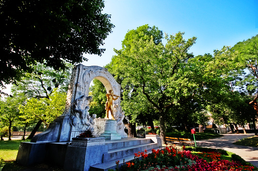 Monument of the Waltz King Johann Strauss II (Johann Strauss Jr.), an Austrian composer of light music, particularly dance music and operettas, Stadtpark (City Park), Vienna (Wien), Austria (Osterreich)