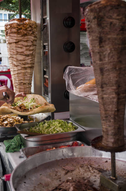 istock Shawarma vendor on Taksim, Istanbul 824846296