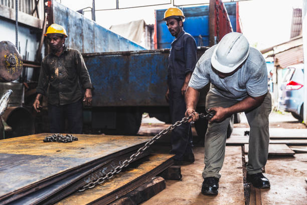 istock Validating the strength of the chains under the several sheets of metal. 824860988