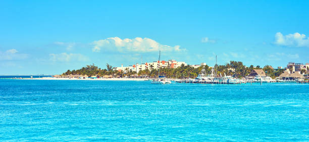 noth beach de « isla mujeres » au mexique - carmen island photos et images de collection