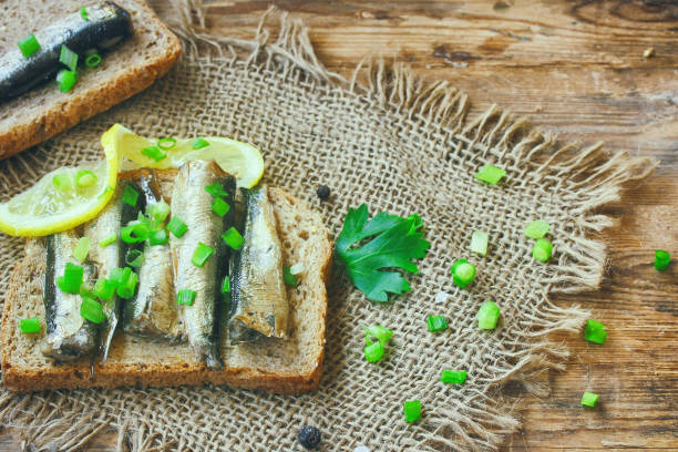 istock Sandwich with smoked sprats in oil 824887764
