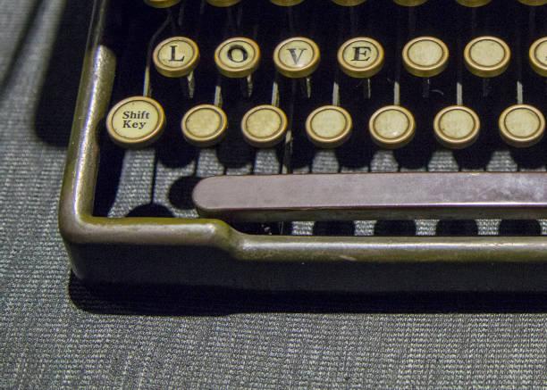 typewriter - typewriter sepia toned old nostalgia imagens e fotografias de stock