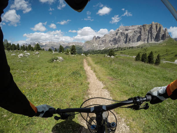 istock Mountainbiking in the Dolomites, Italy POV 824941464