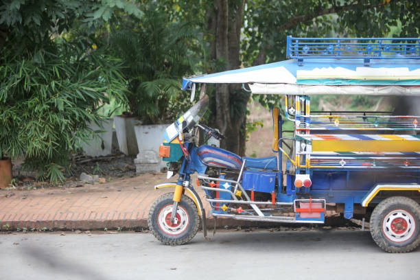 istock Tuktuk taxi 824943258