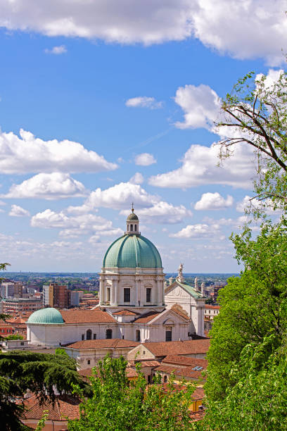 istock Catedrale of Brescia Lombardy 824991828