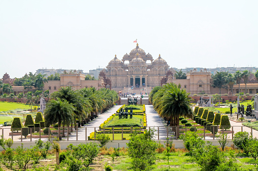 Vista exterior del Palacio Akshardham, Delhi photo
