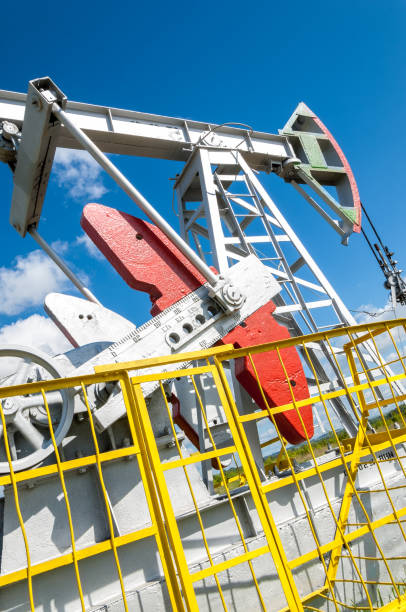 istock Oil and gas industry. 825055384