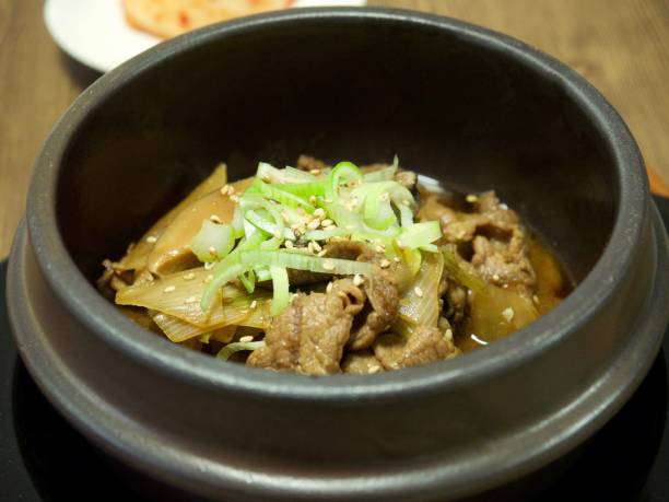 istock Korean food Bulgogi 825071298