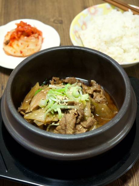 istock Korean food Bulgogi 825071312