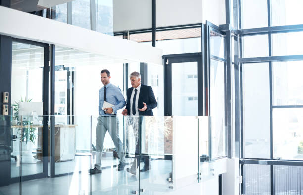 istock Keeping each other in the know on the go 825076530