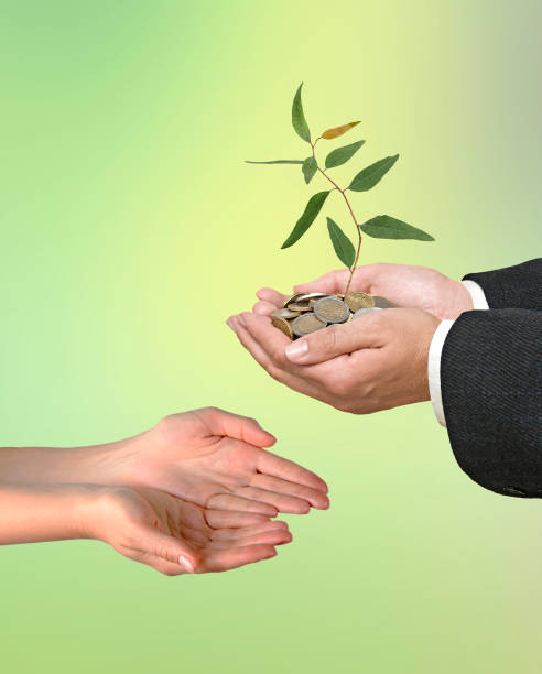 investitionen in green business - ecosavy stock-fotos und bilder