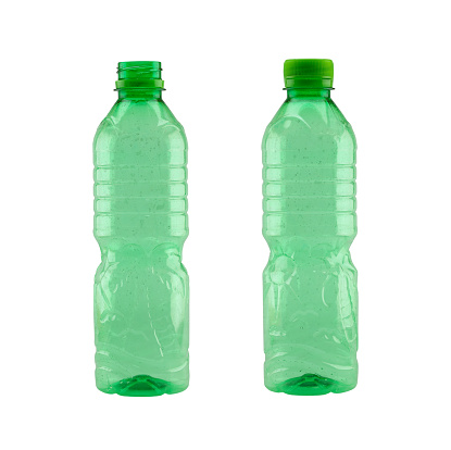 Green plastic bottle isolated on white background and have clipping paths to easy deployment.