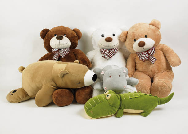 istock Big bears and friends isolated 825138610