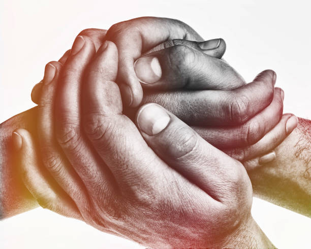 Men's hands hold the female palm.